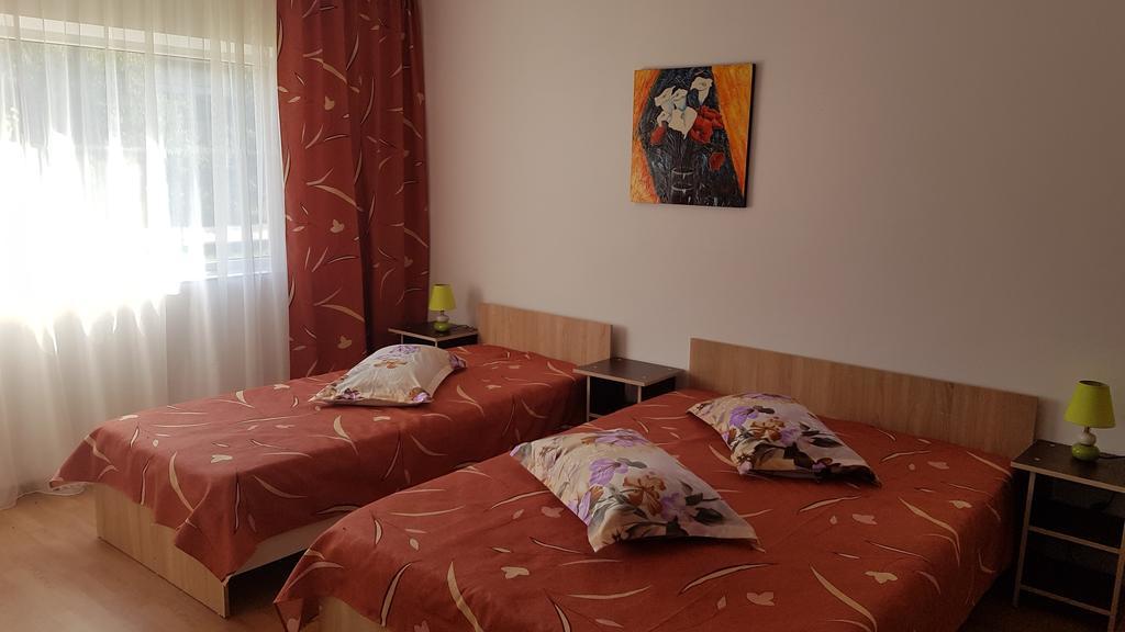 Casa Rustica Apart & Rooms Cimpineanca Екстер'єр фото