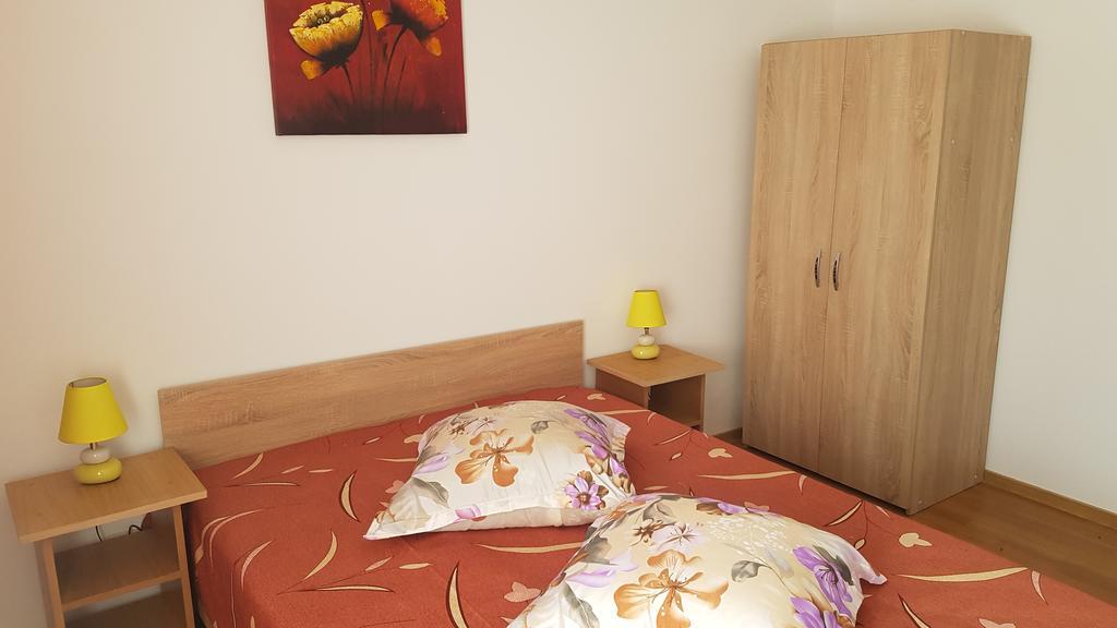 Casa Rustica Apart & Rooms Cimpineanca Екстер'єр фото